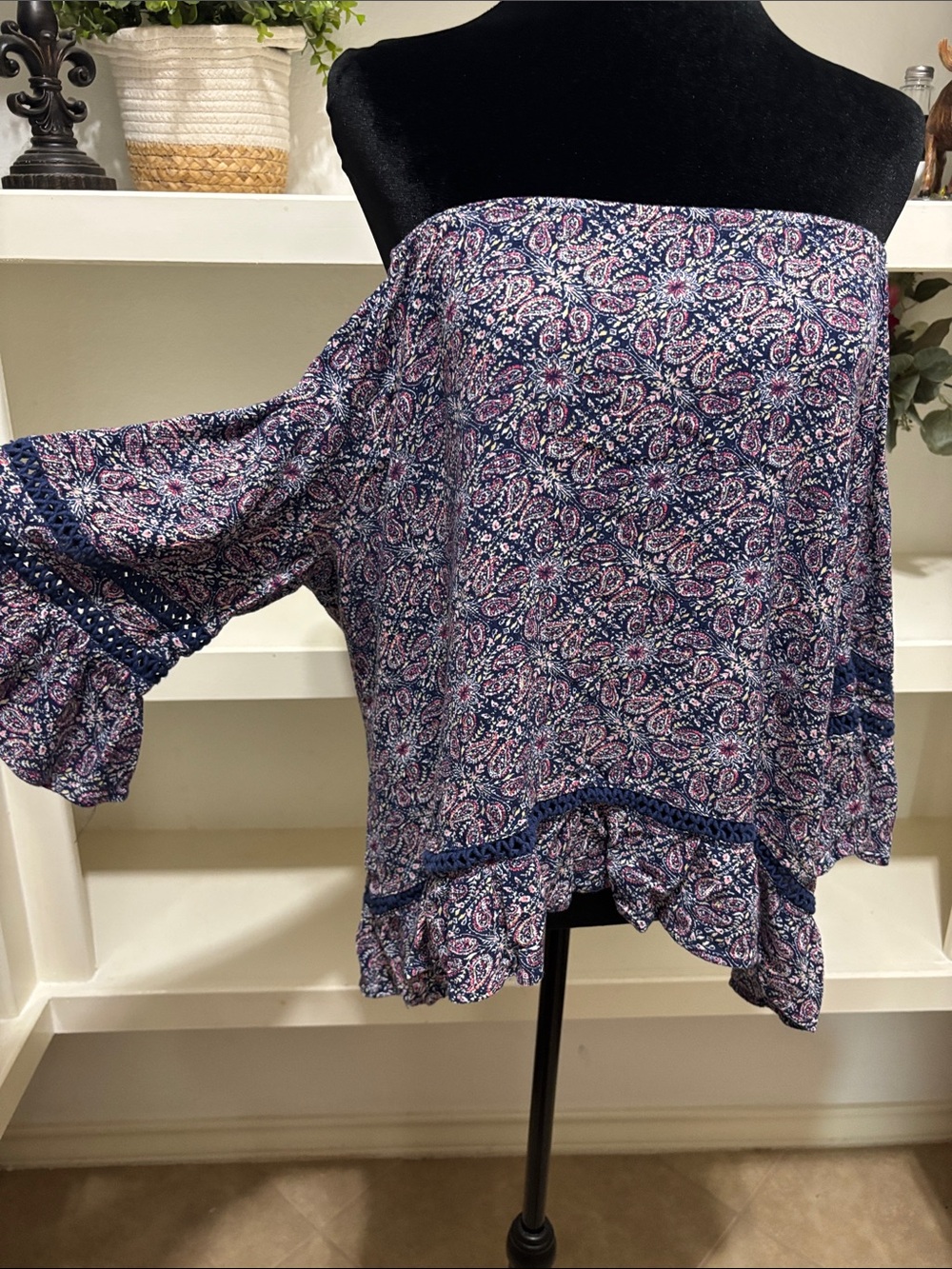 Hannah Navy Blue and Pink Paisley Off-Shoulder Blouse - Picture 3 of 7